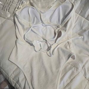 HALARA White Textured Women's Swimsuit